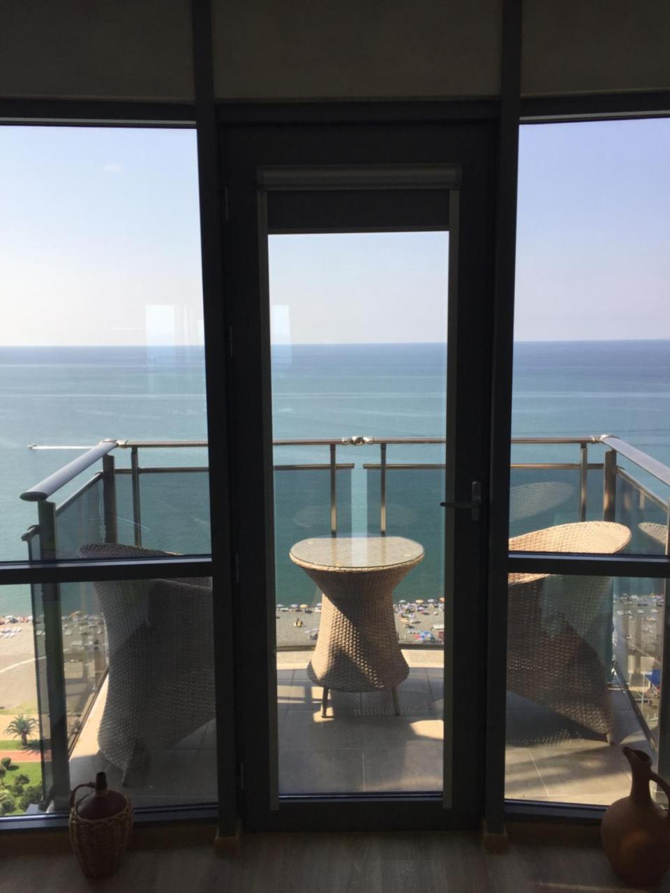Ferienwohnung Sea Towers 2309 Batumi Exterior foto